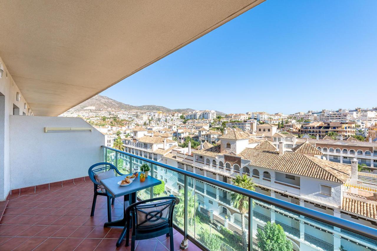 797 Holiday Rentals - Arcosur1- Moderno Apartamento Con Terraza Y Vistas Беналмадена Екстериор снимка