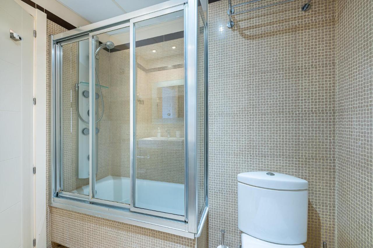 797 Holiday Rentals - Arcosur1- Moderno Apartamento Con Terraza Y Vistas Беналмадена Екстериор снимка